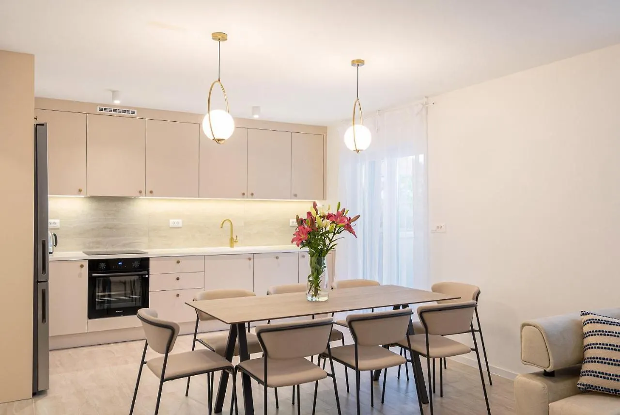 Luxury Apartment Diana Kastel Stari Croatia